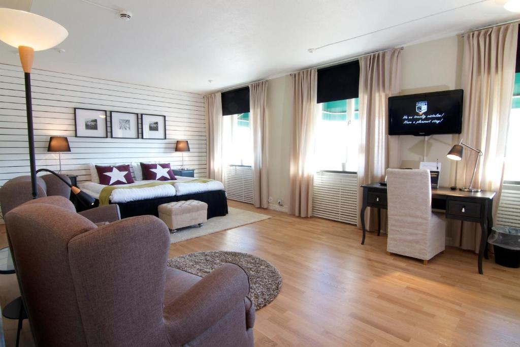 Hotell Tinget Sala Exterior photo
