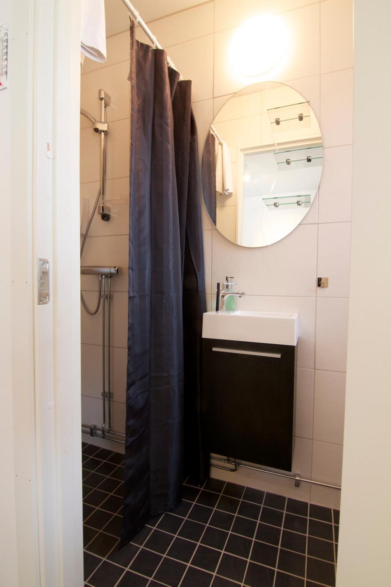 Hotell Tinget Sala Exterior photo